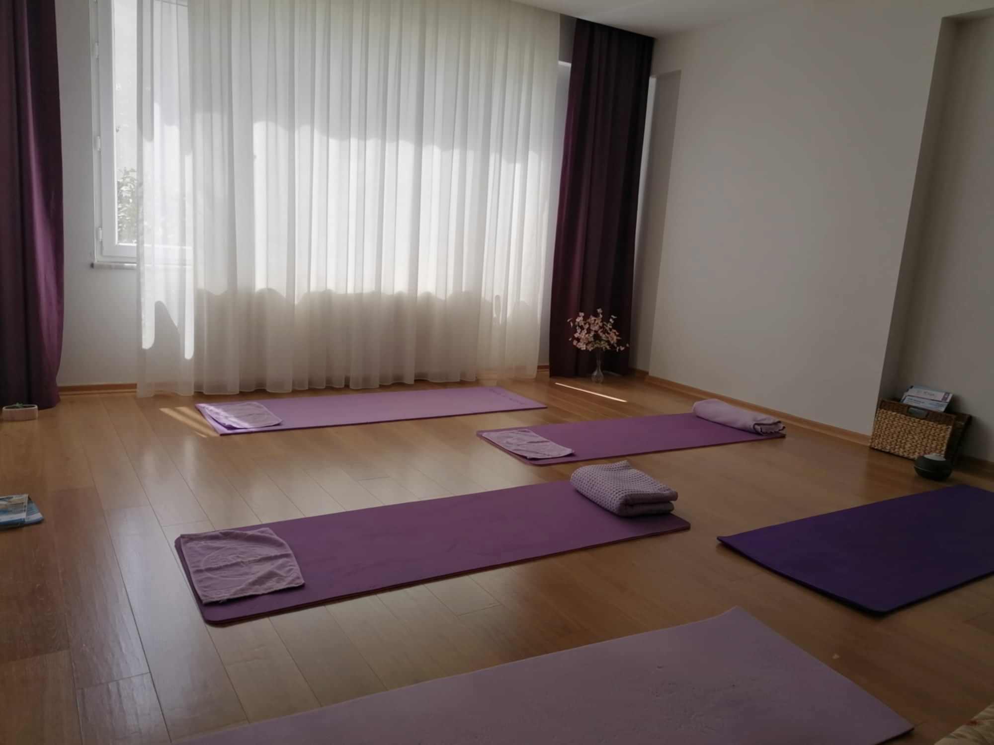 YOGA ACADEMY ÇEKMEKÖY